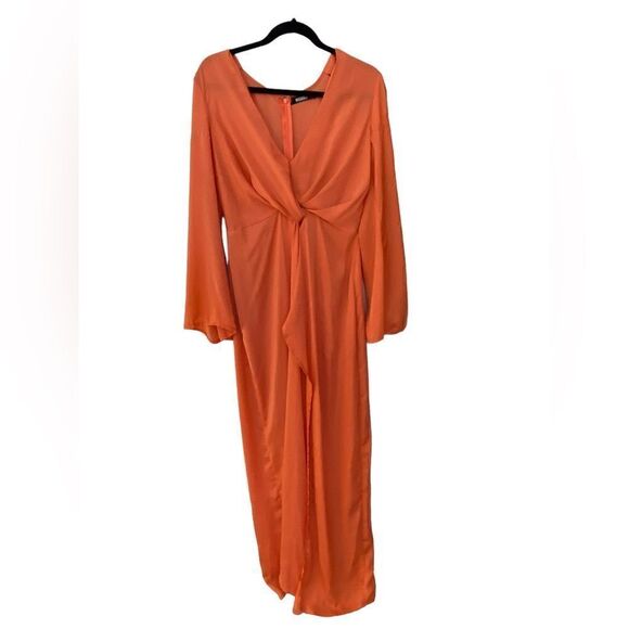 Missguided Maxi Dress with twist detail and side split - Picture 5 of 10